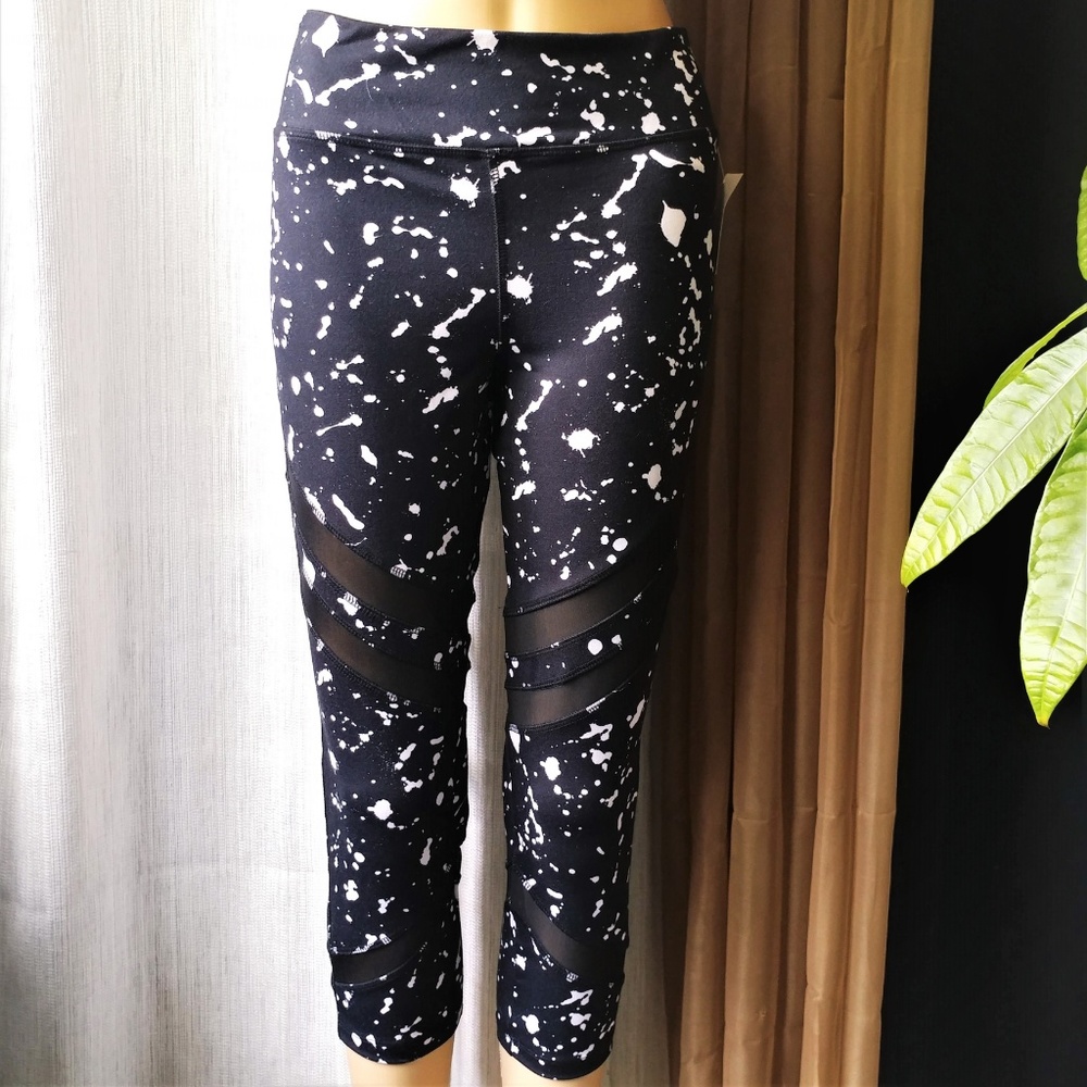 NWT Yoga Cut-Out Workout Paint Splatter Capris